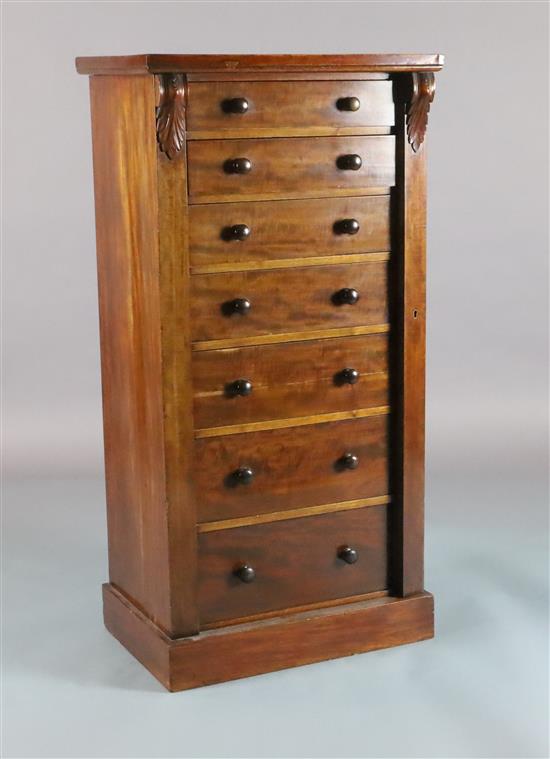 A Victorian mahogany Wellington chest, W.2ft D.1ft 5in. H.3ft 11in.